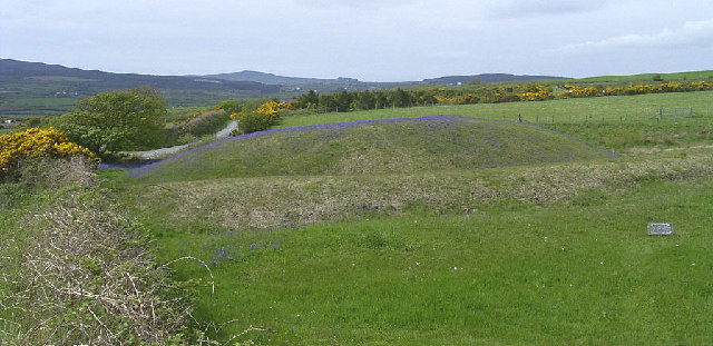 Cronk Howe Mooar (Round Mound) - Neolithic Archaeological Site on the Isle of Man